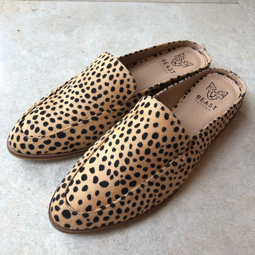 Animal Print Mules NWT Women’s Size 6.5 - Picture 3 of 8